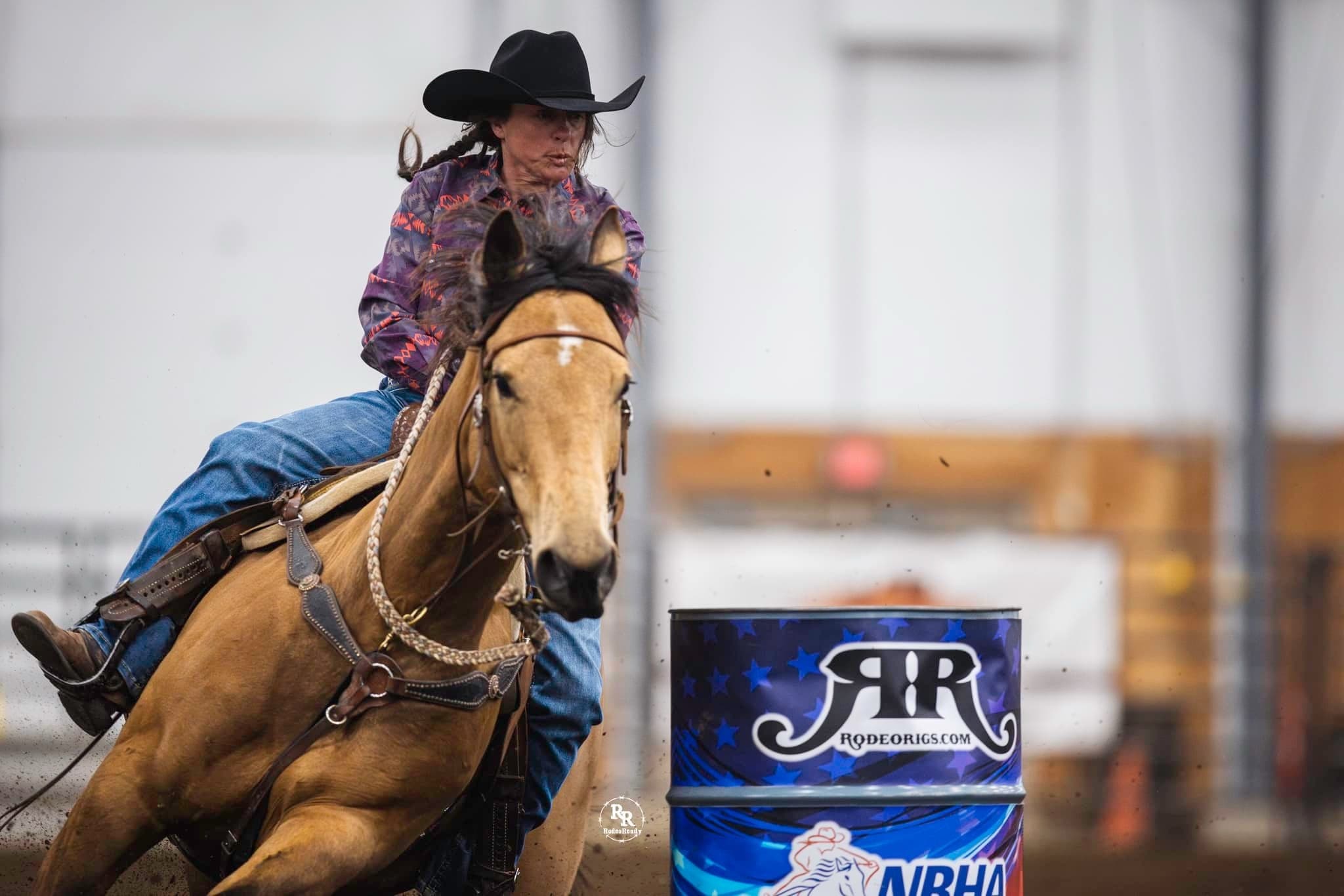 Amy Schimke competing in barrel racing