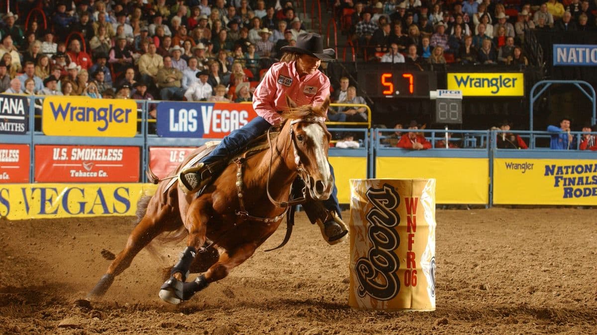 Mary Burger wins the NFR on her horse Fred