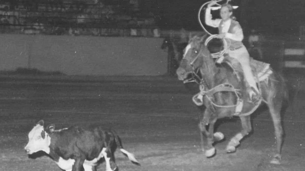 Pam Minick was one of the earliest Breakaway Roping World Champions, earning the title in 1982.
