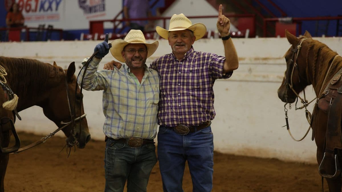 Lynn Dale Toon and Perry Smith after winning the Riata Rope Horse Rewards #8.5