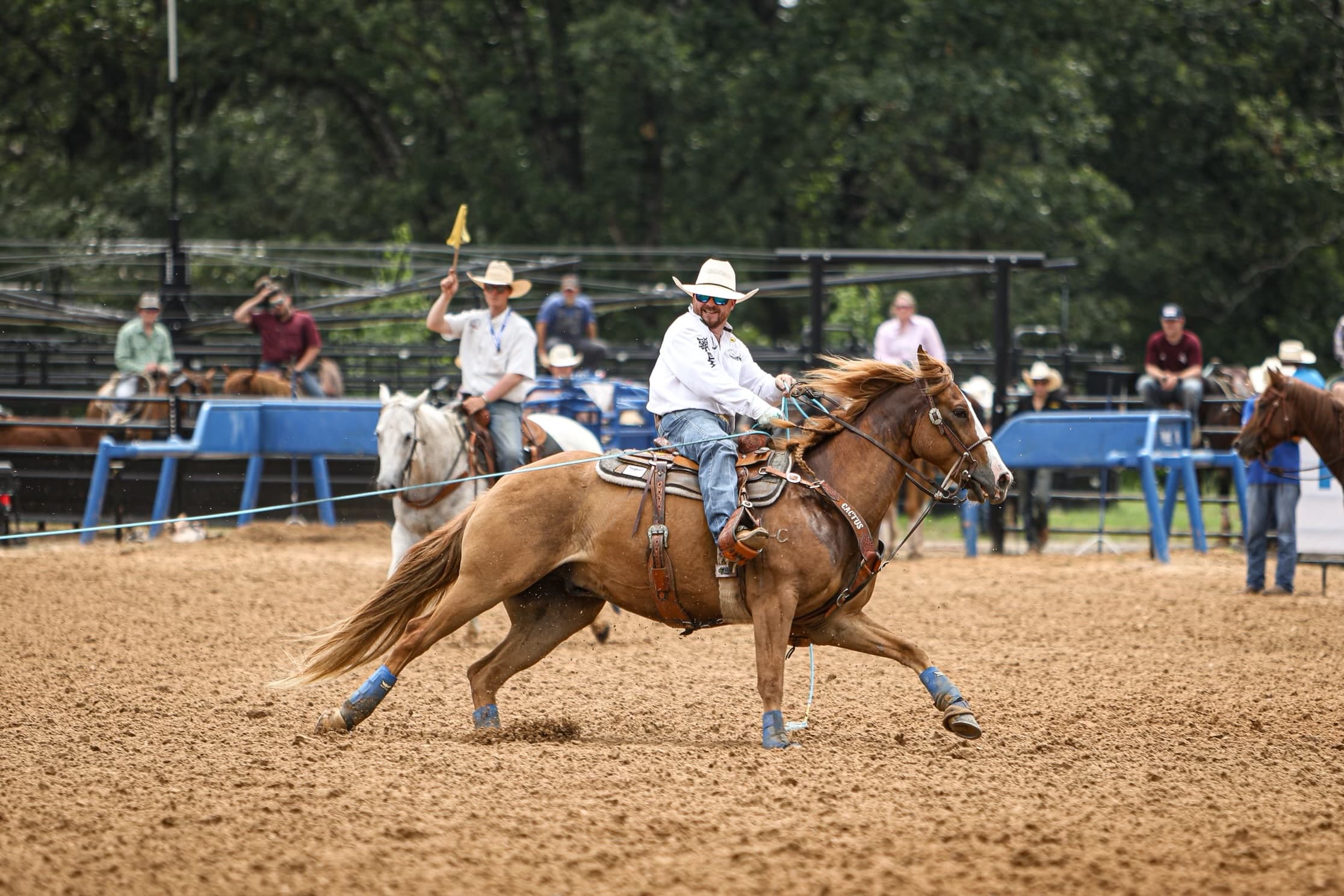 Cody Johnson at the 2024 Priefert Ranch Pro Roping.