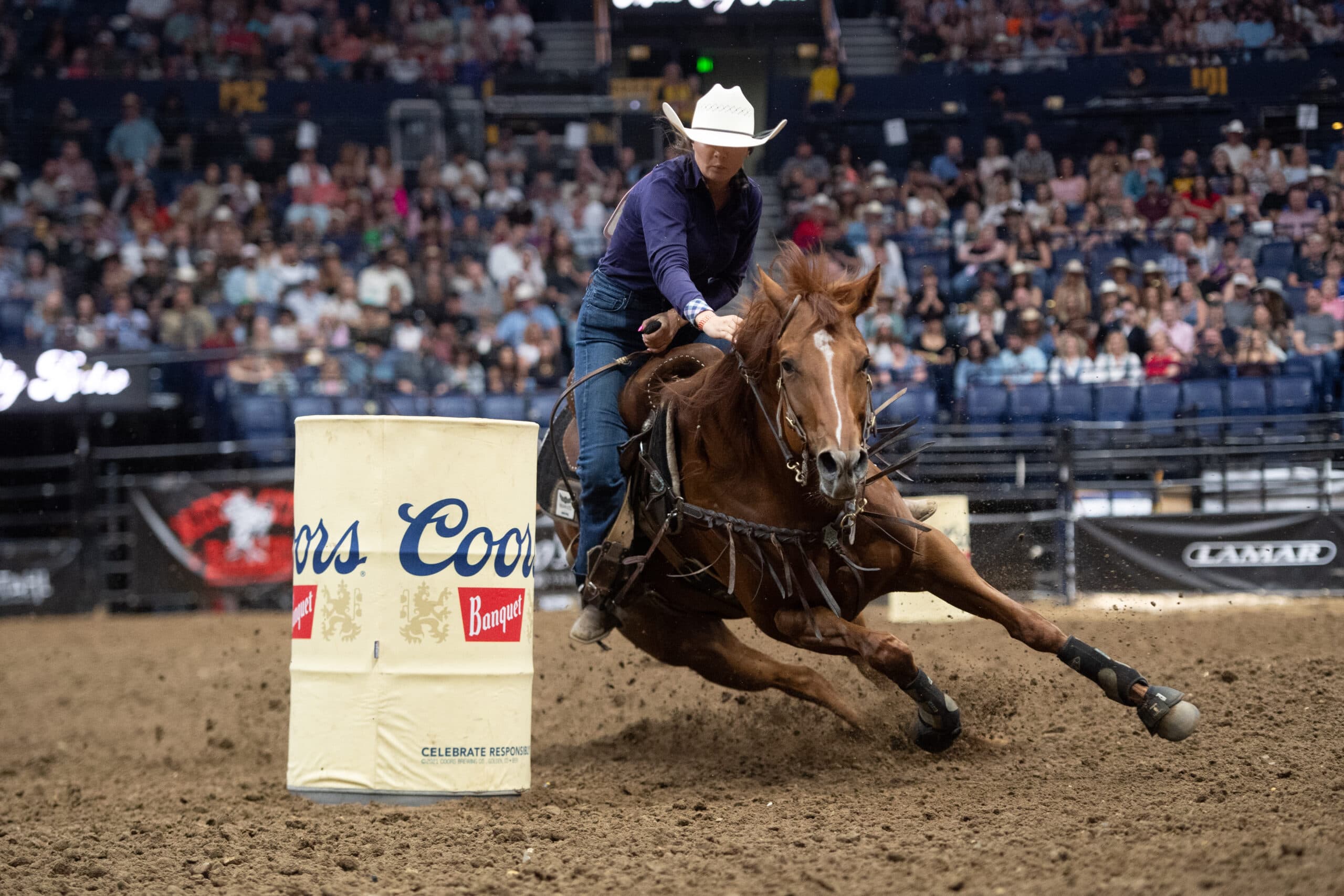 Makenzie Mayes ProRodeo barrel racing