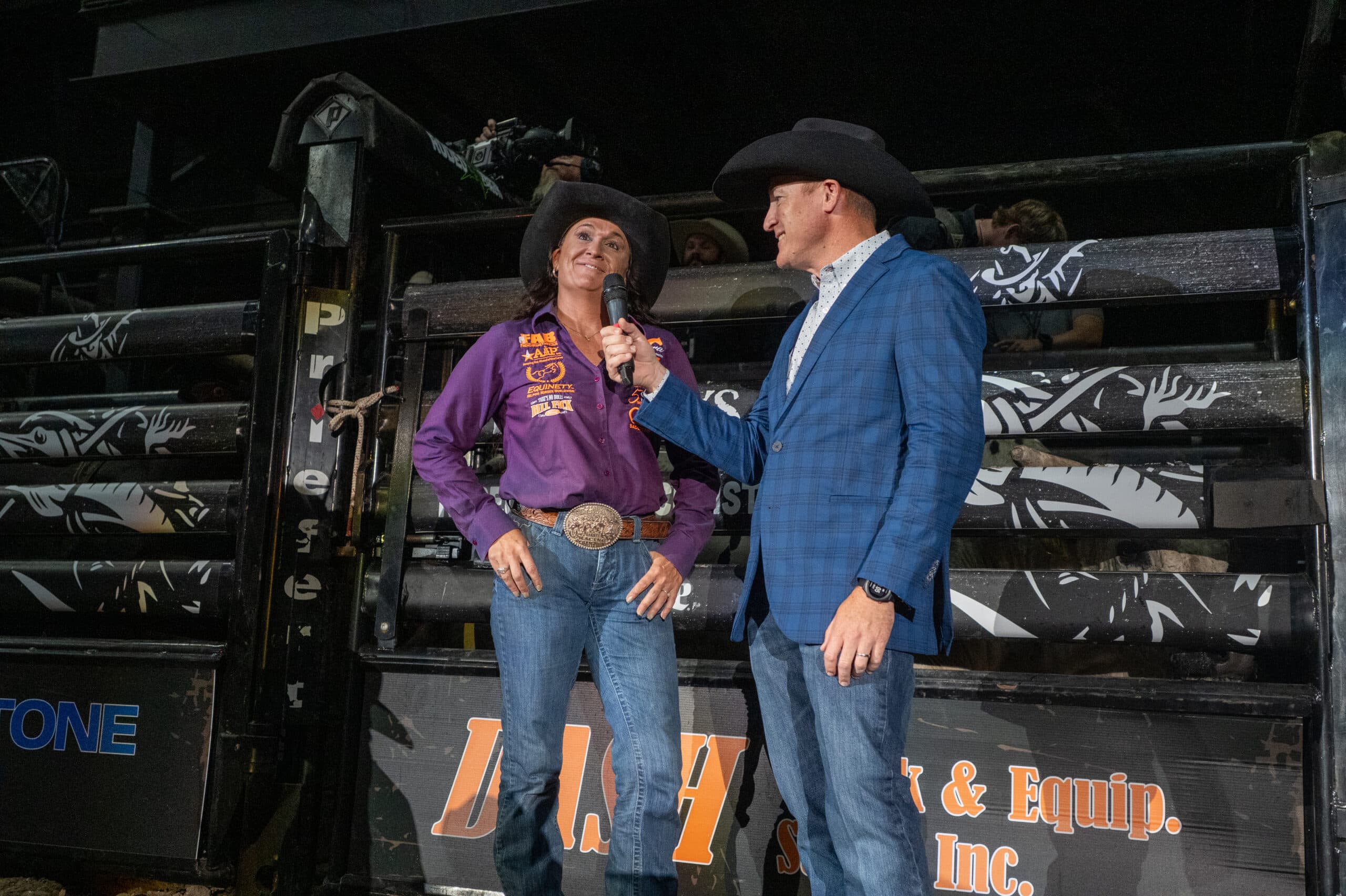 Stephanie Fryar gets interviewed by a man
